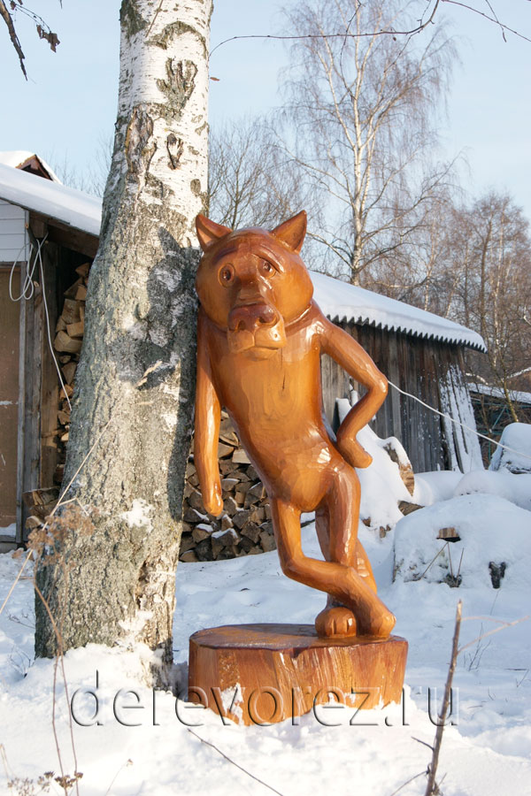 Волк из Жил был пёс. Скульптура из дерева