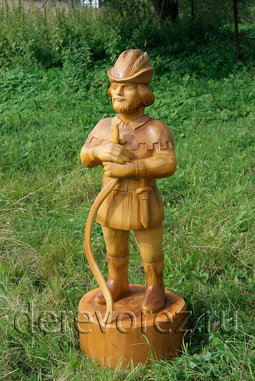 Робин Гуд - скульптура из дерева