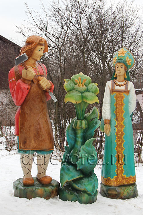 деревянные скульптуры персонажей сказки Бажова